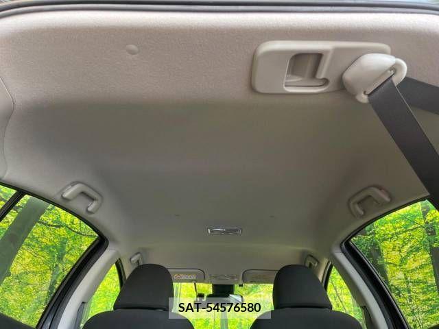 Toyota AQUA 2016-03 337497-10