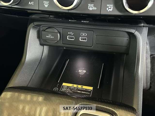 Honda CIVIC 2023-12 339927-16