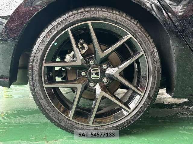 Honda CIVIC 2023-12 339927-11