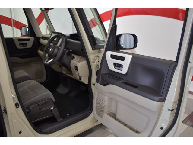 Honda N BOX 2019-02 13862-8