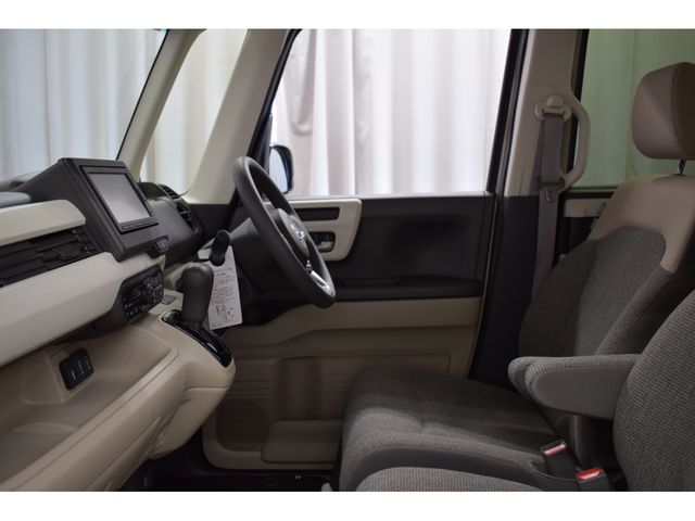 Honda N BOX 2019-02 13862-24