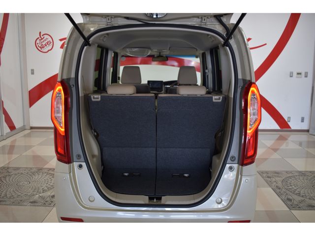 Honda N BOX 2019-02 13862-4