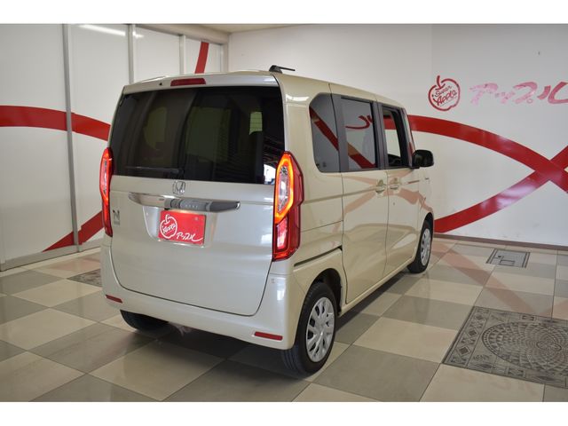 Honda N BOX 2019-02 13862-29