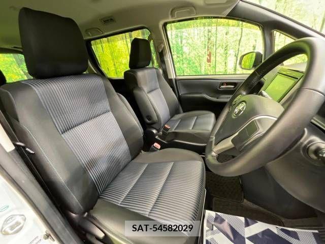 Toyota VOXY 2014-11 220094-8