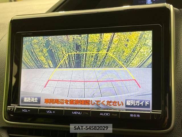 Toyota VOXY 2014-11 220094-4