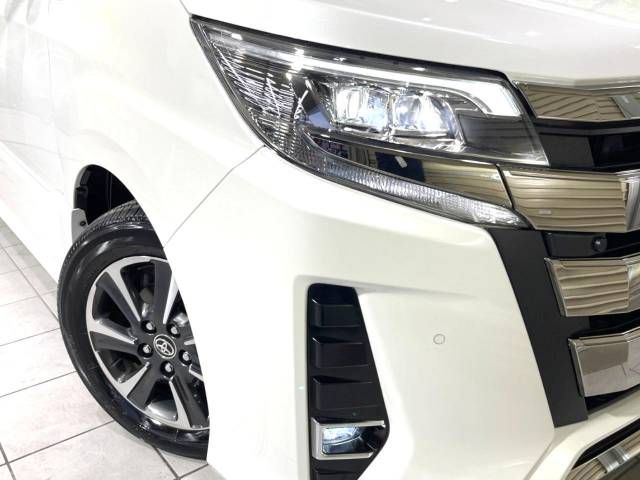 Toyota NOAH 2019-02 8864-12
