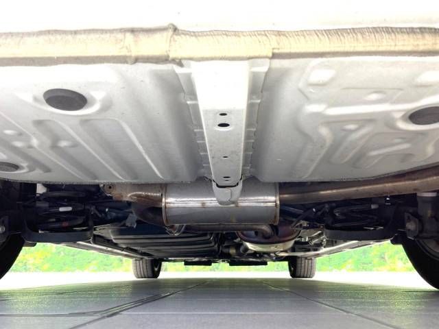 Toyota NOAH 2019-02 8864-19