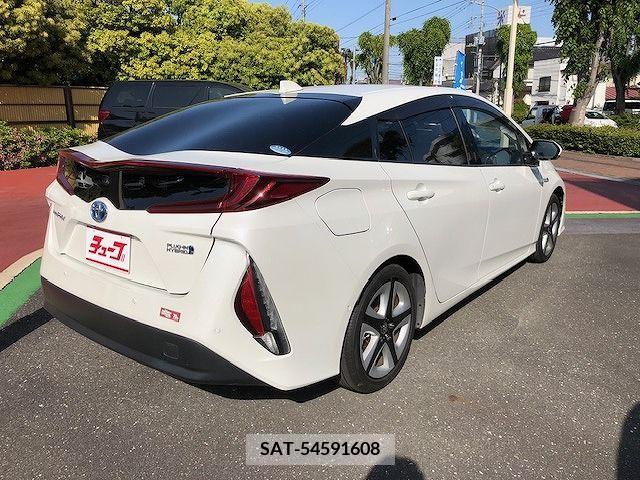 Toyota PRIUS PHV 2017-08 282525-2