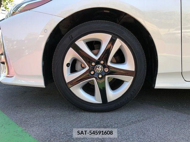 Toyota PRIUS PHV 2017-08 282525-10