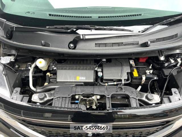 Nissan ROOX 2022-10 388539-18