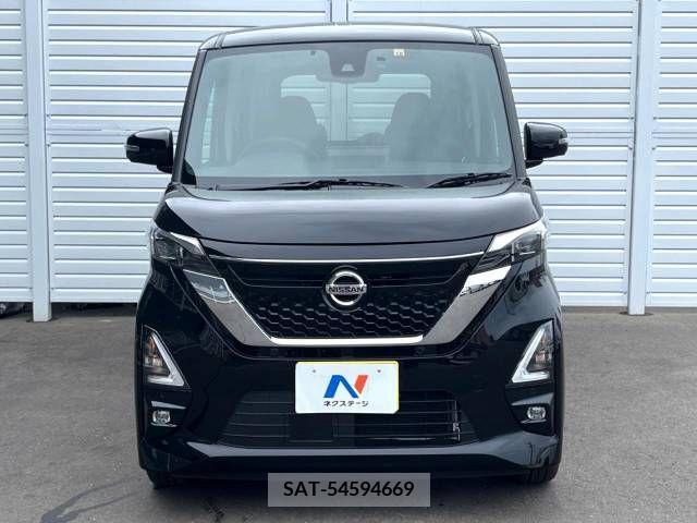 Nissan ROOX 2022-10 388539-12