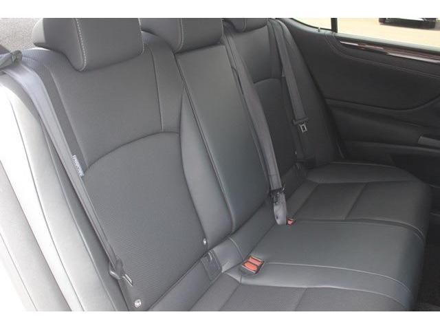 Lexus ES 2020-08 5823-15