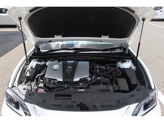 Lexus ES 2020-08 5823-18