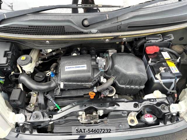 Honda N BOX 2017-03 333837-18