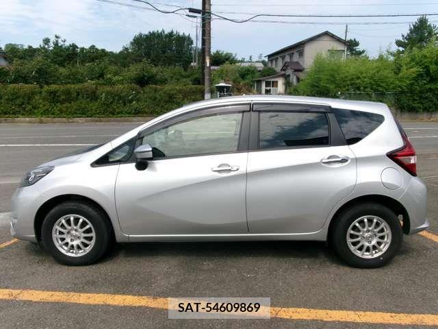 Nissan NOTE 2017-03 382864-7