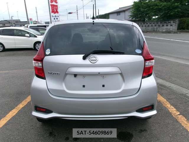 Nissan NOTE 2017-03 382864-5