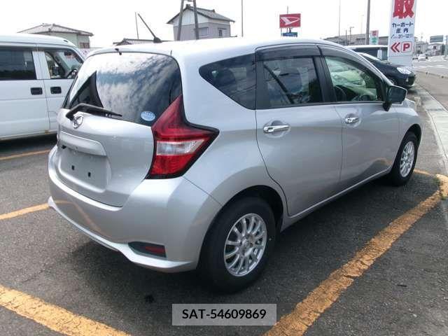 Nissan NOTE 2017-03 382864-4