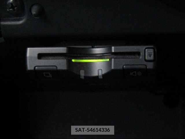 Nissan NOTE 2018-10 221156-12
