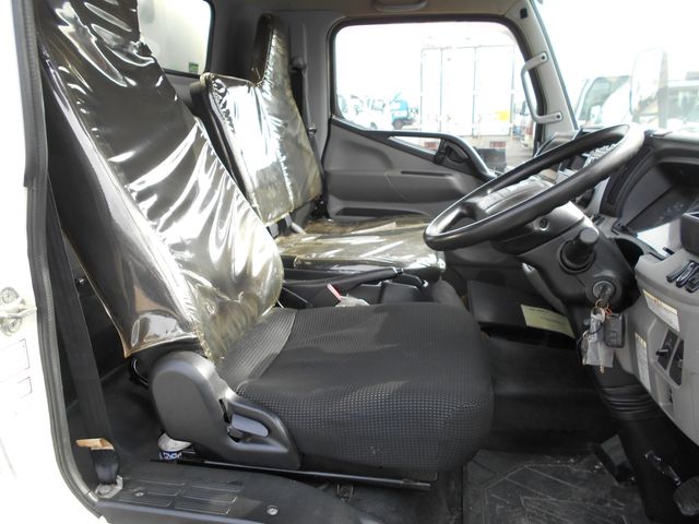 Mitsubishi CANTER 2017-02 6744-14