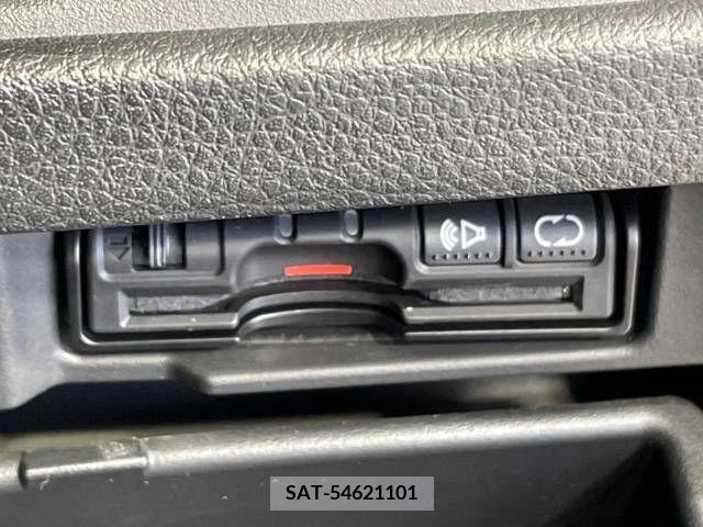 Nissan SERENA 2012-05 367685-5