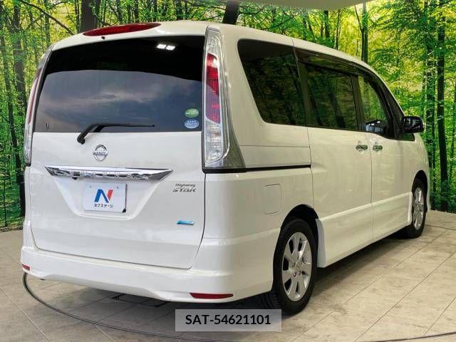 Nissan SERENA 2012-05 367685-18