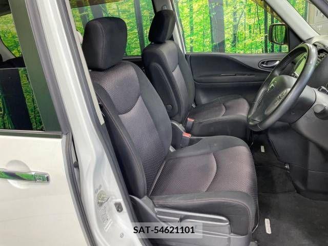 Nissan SERENA 2012-05 367685-8