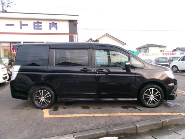 Honda e 2010-03 481-3
