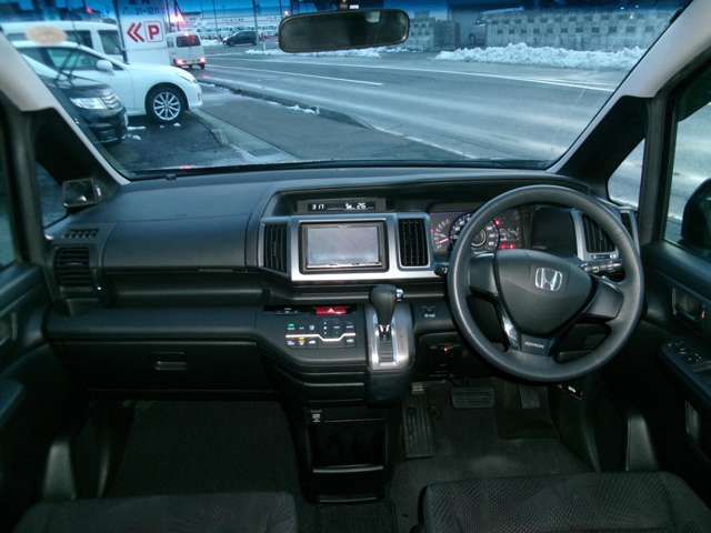 Honda e 2010-03 481-8