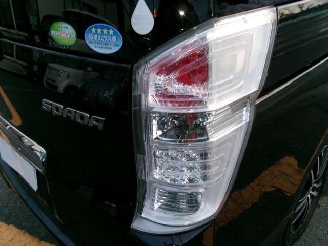Honda e 2010-03 481-19