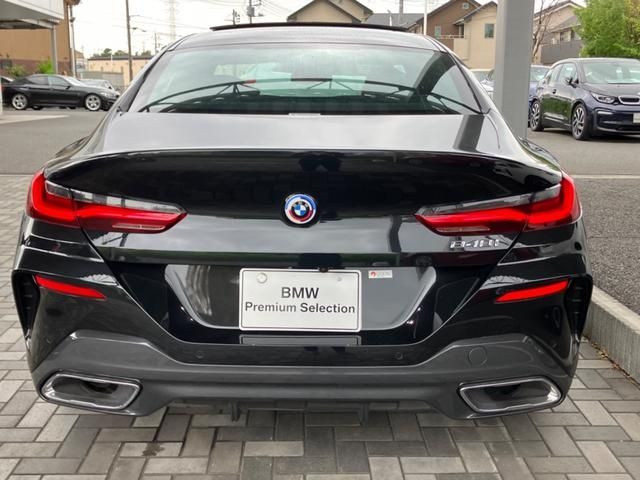 Bmw 8 SERIES 2022-12 25000-4