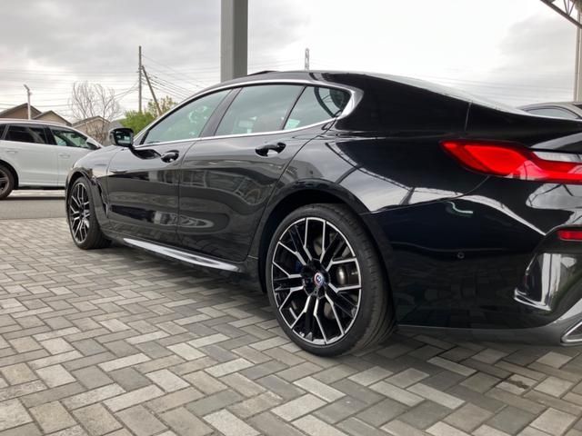 Bmw 8 SERIES 2022-12 25000-12