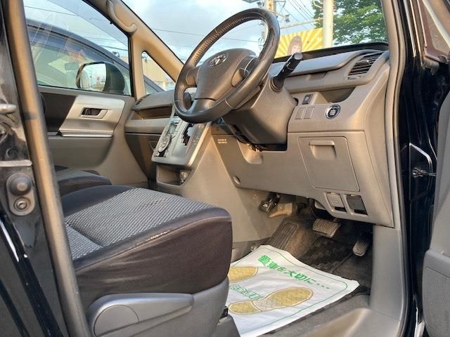 Toyota NOAH 2009-09 15397-10