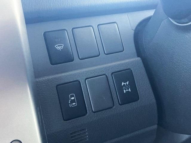 Toyota NOAH 2009-09 15397-15