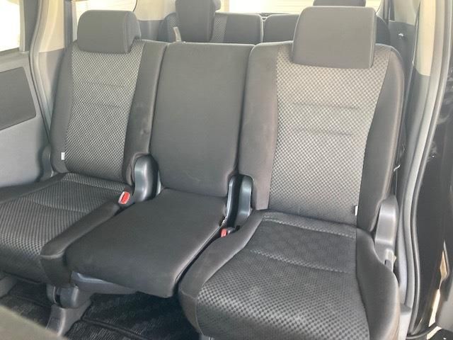 Toyota NOAH 2009-09 15397-23