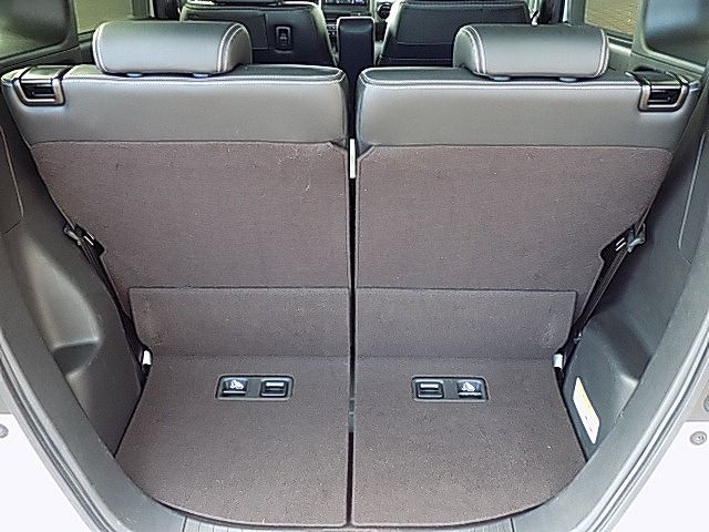 Honda N BOX CUSTOM 2020-06 194110-24