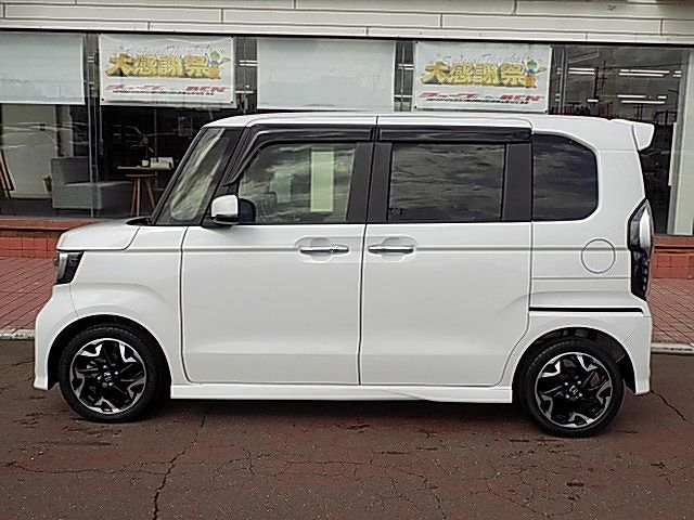 Honda N BOX CUSTOM 2020-06 194110-13