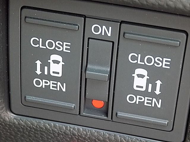 Honda N BOX CUSTOM 2020-06 194110-10