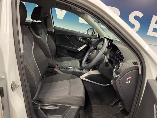 Audi Q2 2019-11 194814-8