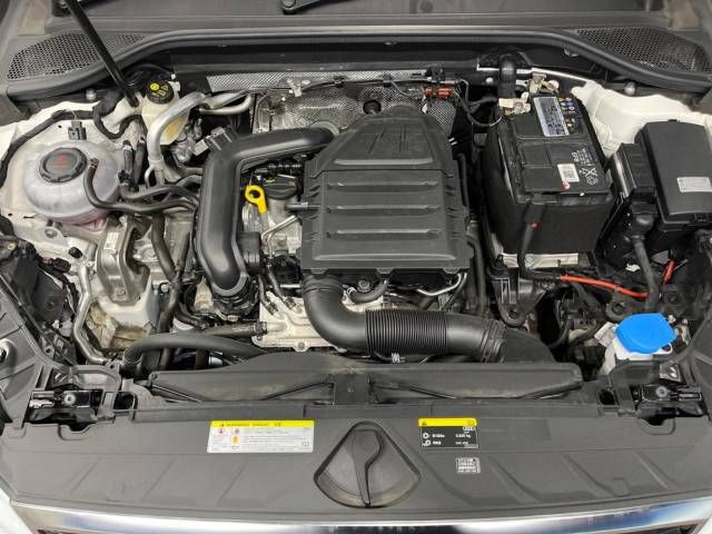 Audi Q2 2019-11 194814-19