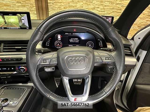 Audi Q7 2019-01 261320-18
