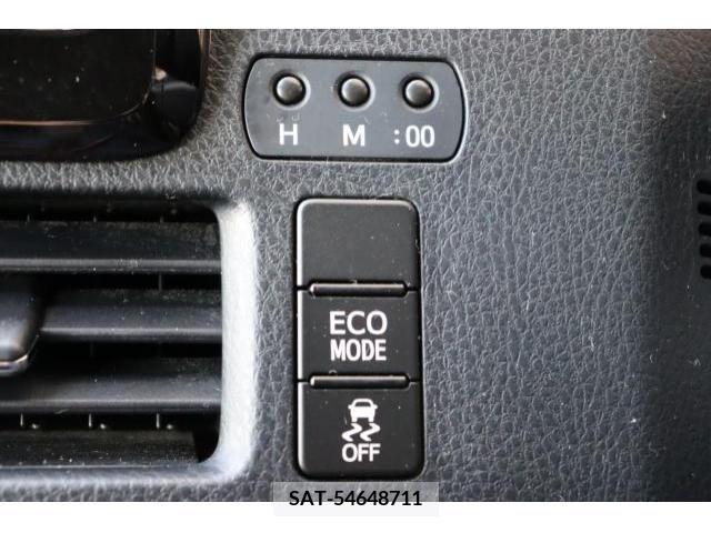 Toyota NOAH 2016-12 205319-17