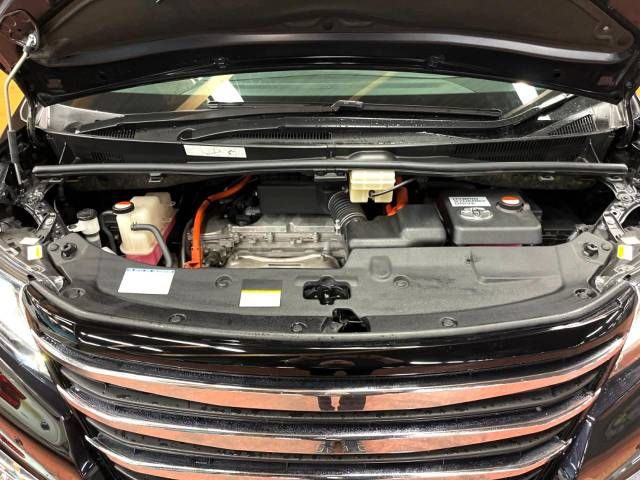 Toyota ALPHARD HYBRID 2016-12 26937-17