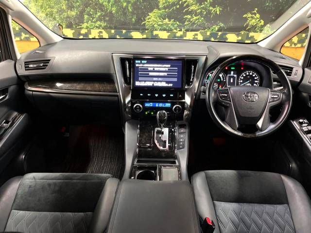 Toyota ALPHARD HYBRID 2016-12 26937-1