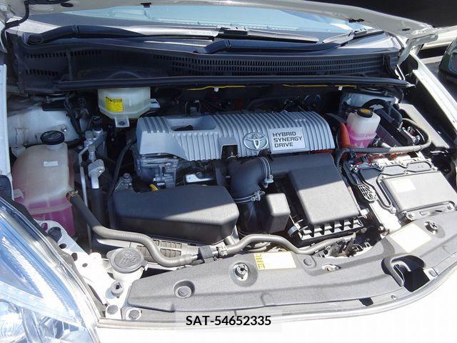 Toyota PRIUS 2013-01 281718-8