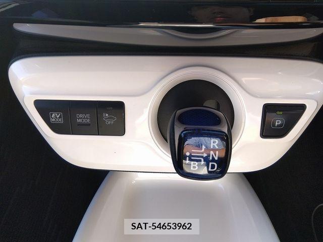Toyota PRIUS 2016-06 322524-7