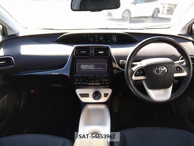 Toyota PRIUS 2016-06 322524-3