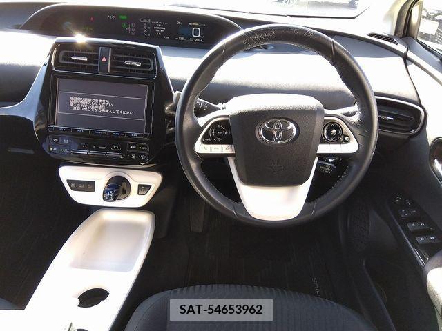 Toyota PRIUS 2016-06 322524-2