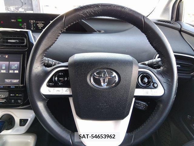 Toyota PRIUS 2016-06 322524-19