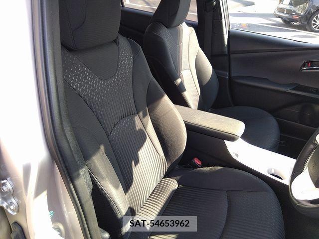 Toyota PRIUS 2016-06 322524-18