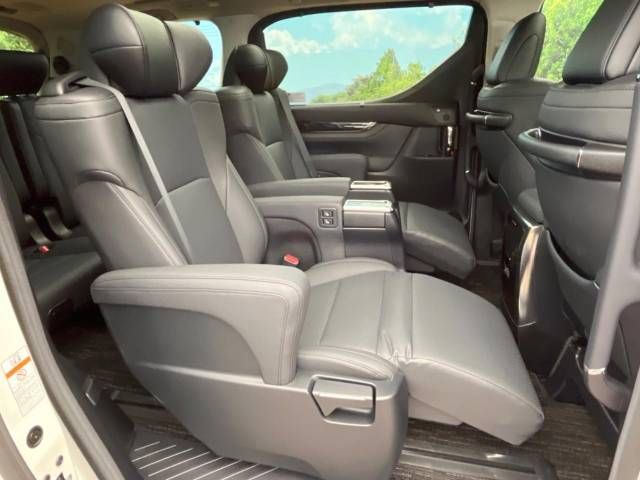 Toyota ALPHARD 2020-12 185153-9